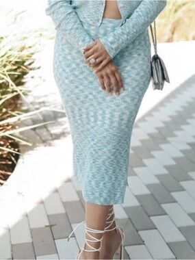 House Of Harlow Blue Ribbed Pencil Skirt Size Medium Slit Side